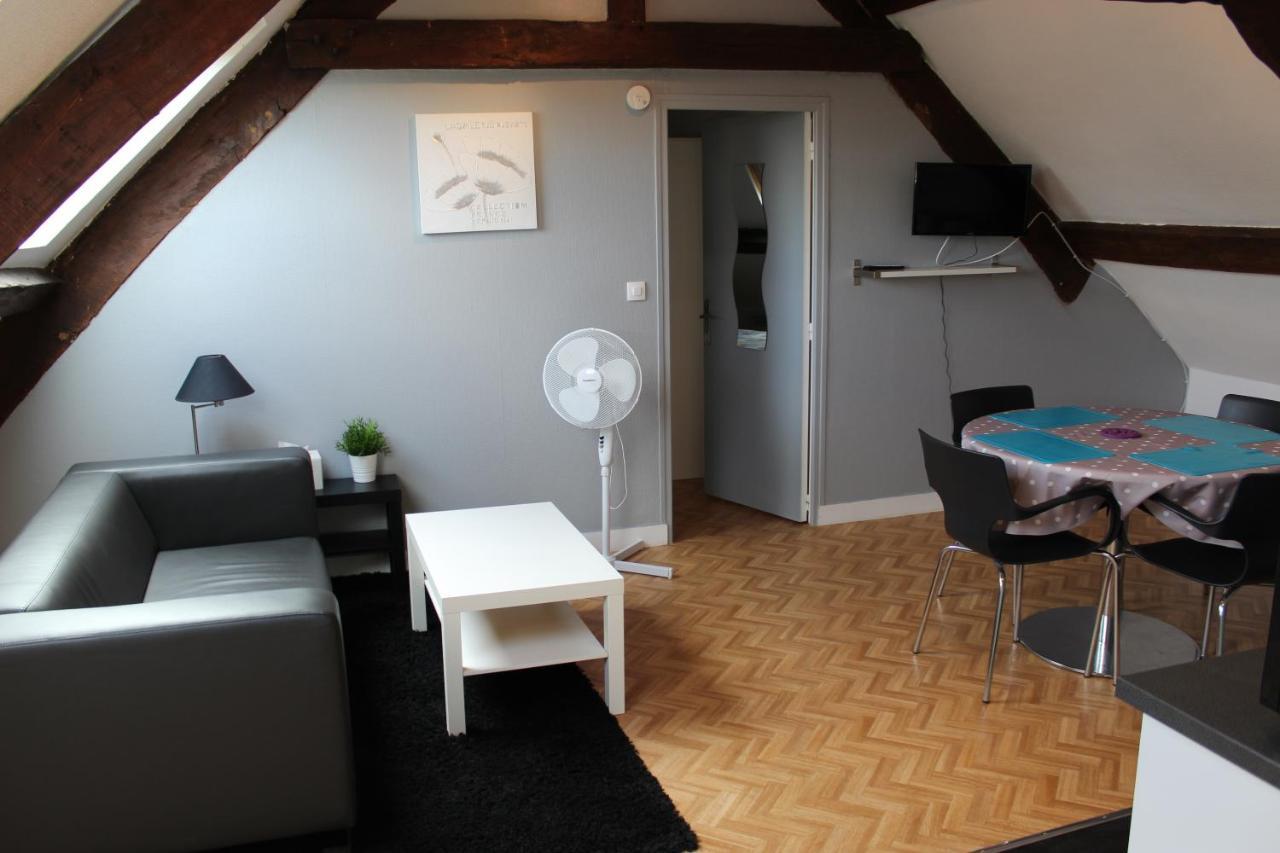 Au Coeur Du Centre Historique Apartment Bayeux Bagian luar foto