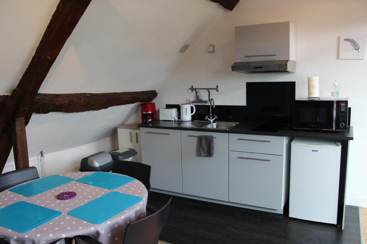 Au Coeur Du Centre Historique Apartment Bayeux Bagian luar foto
