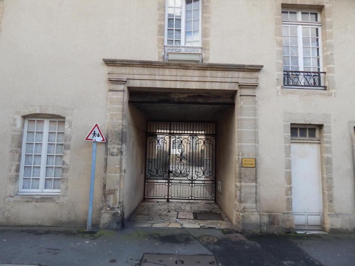 Au Coeur Du Centre Historique Apartment Bayeux Ruang foto